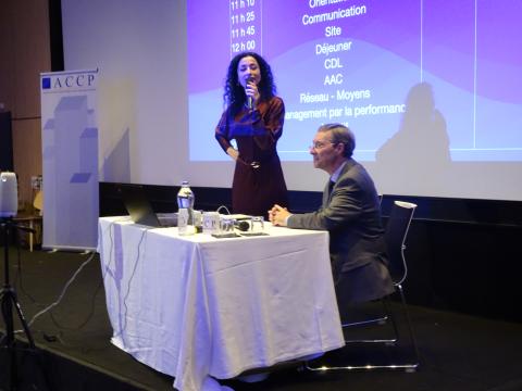 Présentation de l'ordre du jour par Nassima Zaïdi, secrétaire générale